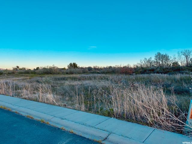 72 E 1940 S #23, Vernal, UT 84078 — photo 3