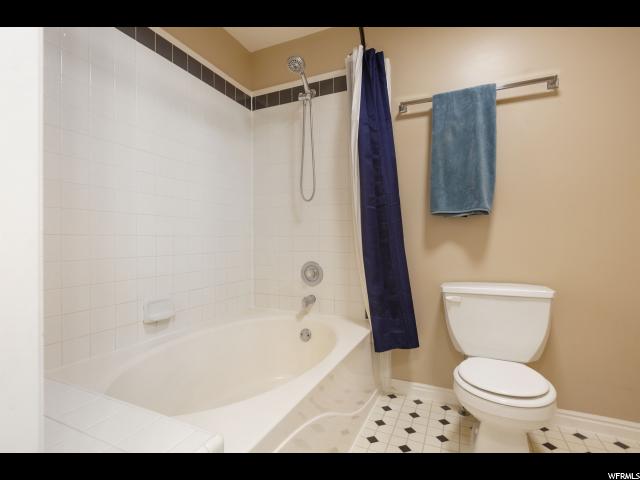 56 W 200 N, Centerville, UT 84014 — photo 10