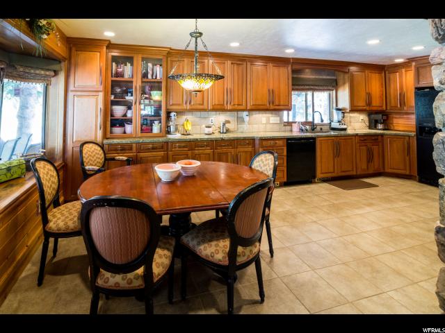 8293 W Red Cloud Loop Rd N, Vernal, UT 84078 — photo 2