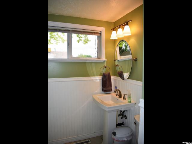368 W 800 S, Bountiful, UT 84010 — photo 7