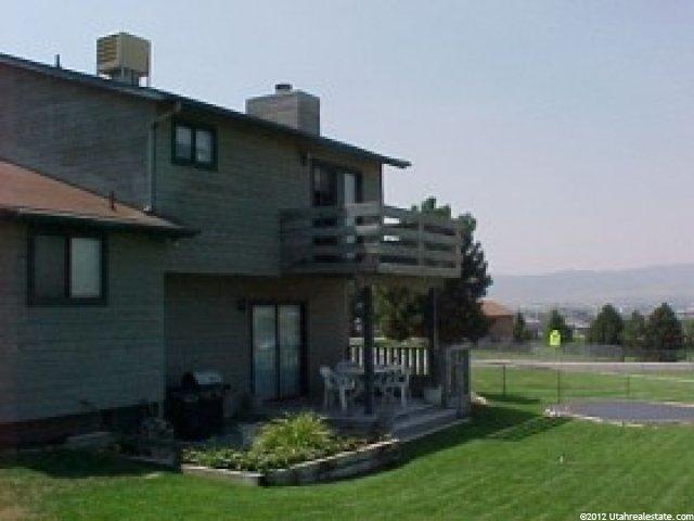 1077 Hidden Valley Dr, Sandy, UT 84094 — photo 4