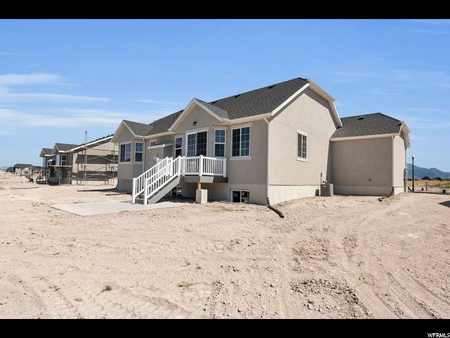 2399 N Sarus Crane Dr, Clinton, UT 84015 — photo 2