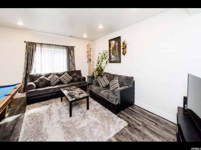 374 S 1440 E, Hyrum, UT 84319 — photo 9