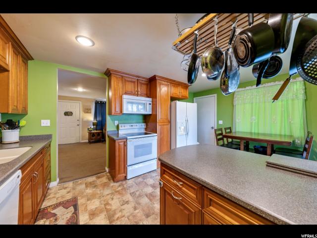 12 E Diamond St N, Layton, UT 84041 — photo 2