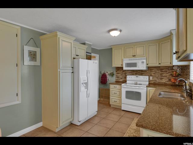 171 W 2525 N, Sunset, UT 84015 — photo 7