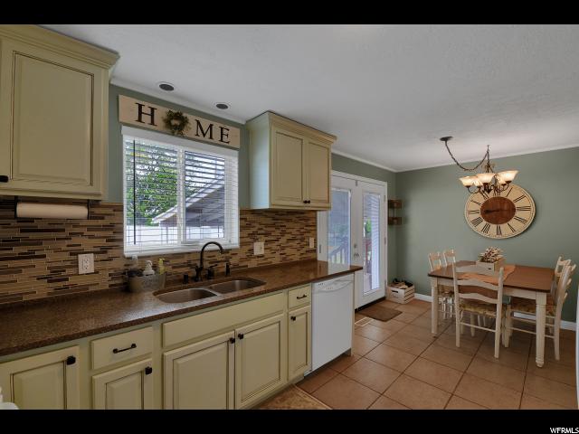 171 W 2525 N, Sunset, UT 84015 — photo 8