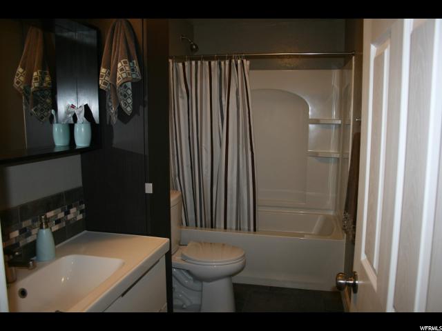 294 N 300 W, Hyde Park, UT 84318 — photo 9