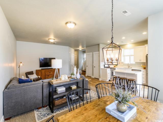 286 W 710 N, Centerville, UT 84014 — photo 3