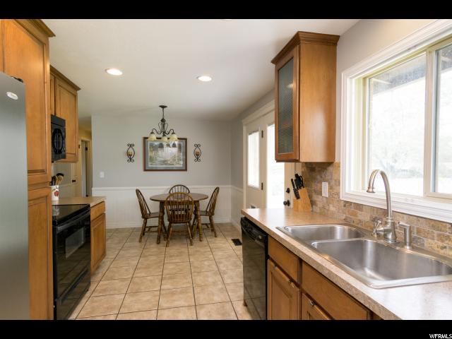 416 W 1130 N, Sunset, UT 84015 — photo 12