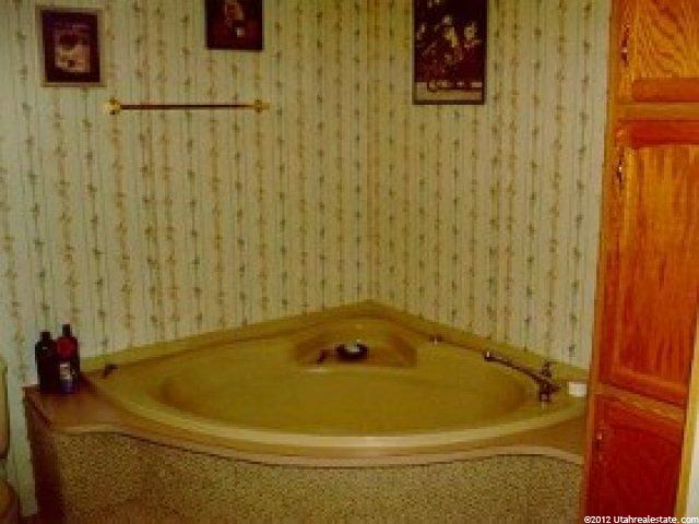 935 E Highway 193, Layton, UT 84040 — photo 4