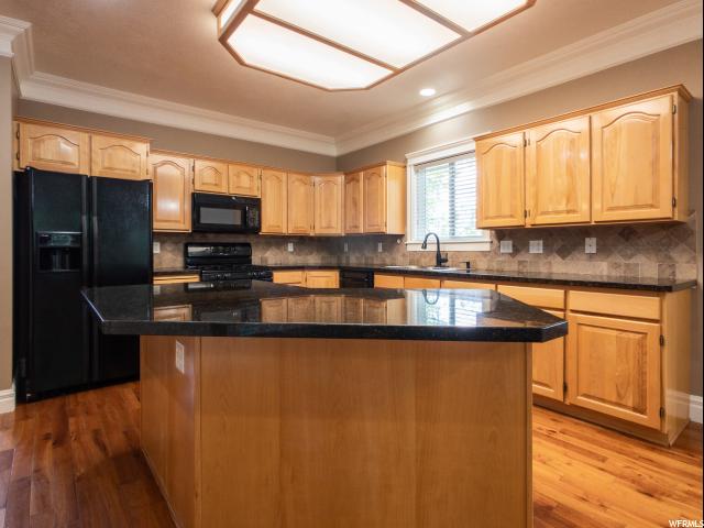 570 Edgehill Dr, Providence, UT 84332 — photo 9