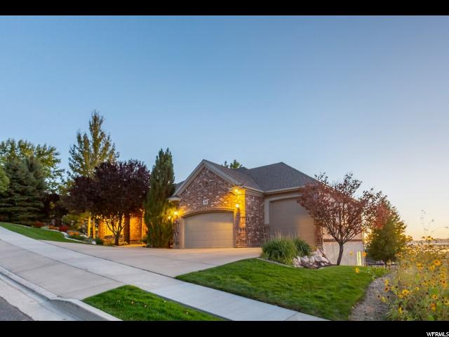 548 S Lofty Ln E, North Salt Lake, UT 84054 — photo 2