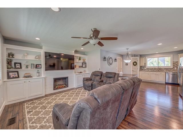 141 E 550 N, Springville, UT 84663 — photo 7