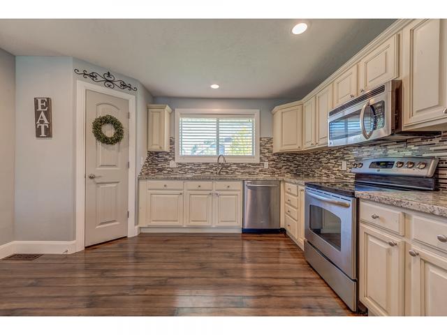 141 E 550 N, Springville, UT 84663 — photo 4