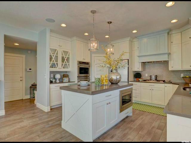 855 E Snap Dragon Ln, Fruit Heights, UT 84037 — photo 9