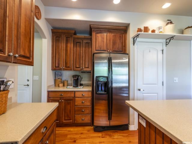 866 W 2075 S, Syracuse, UT 84075 — photo 10
