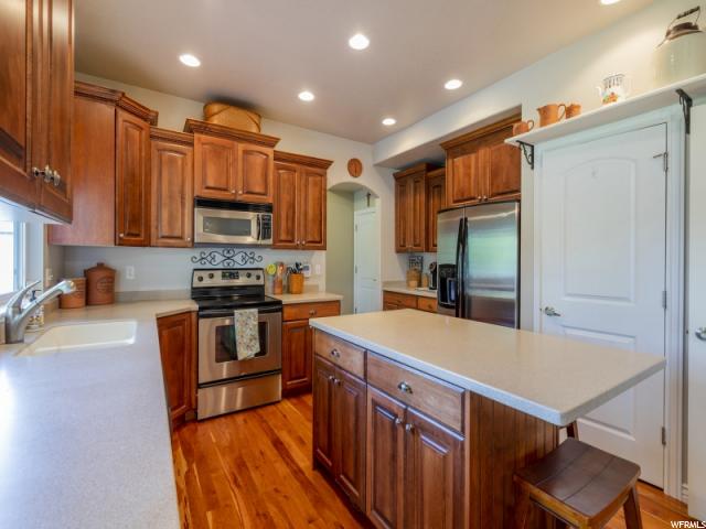 866 W 2075 S, Syracuse, UT 84075 — photo 9