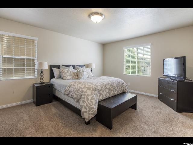 692 W Chase Ln, Centerville, UT 84014 — photo 11