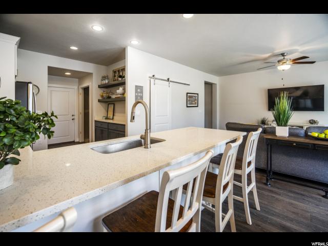 811 E Winter Pine Cv S, Midvale, UT 84047 — photo 8