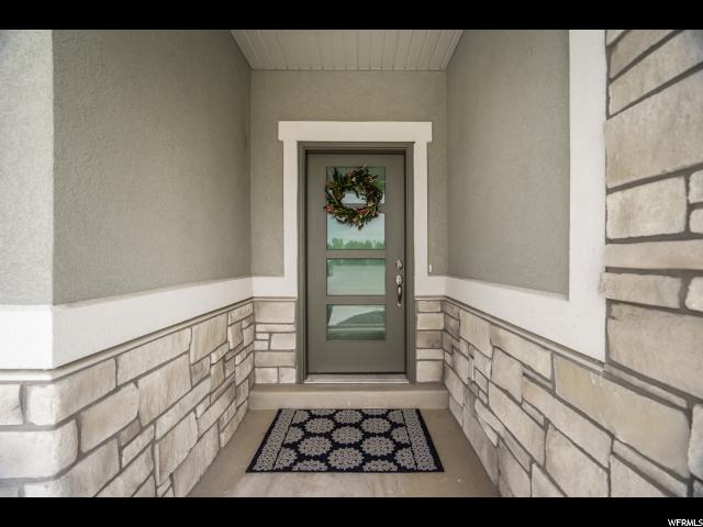 811 E Winter Pine Cv S, Midvale, UT 84047 — photo 2