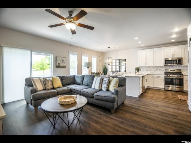 811 E Winter Pine Cv S, Midvale, UT 84047 — photo 5