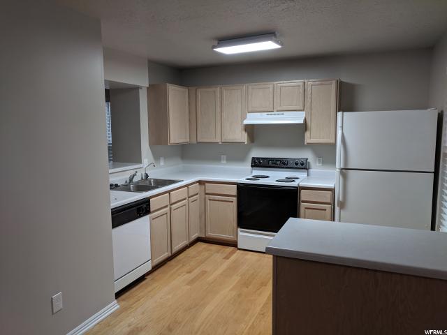 531 S 425 E, Clearfield, UT 84015 — photo 8