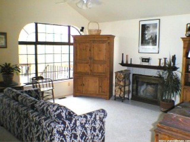 8006 Meadowview Dr, Park City, UT 84098 — photo 3
