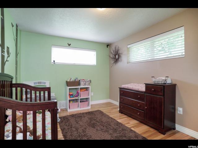 325 W Elberta Dr, Pleasant View, UT 84414 — photo 11