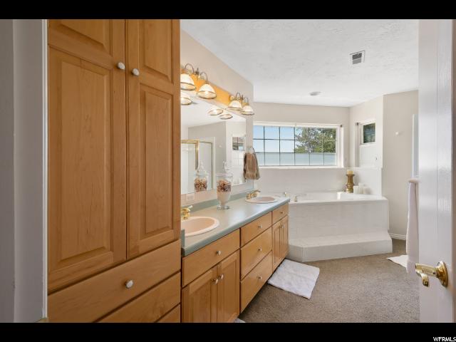 1367 E Skyline Dr, Bountiful, UT 84010 — photo 12