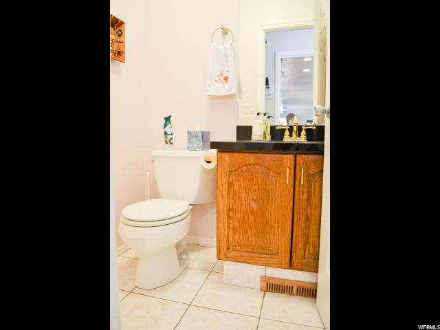 558 E 400 N, Bountiful, UT 84010 — photo 8