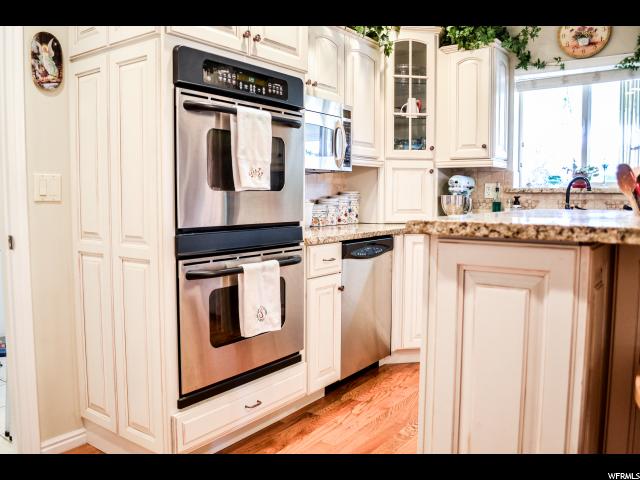 558 E 400 N, Bountiful, UT 84010 — photo 6