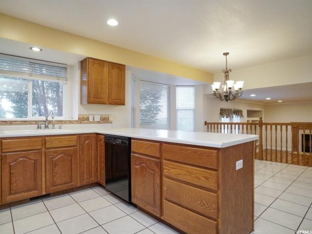 4645 S Glasmann Way E, Ogden, UT 84403 — photo 6