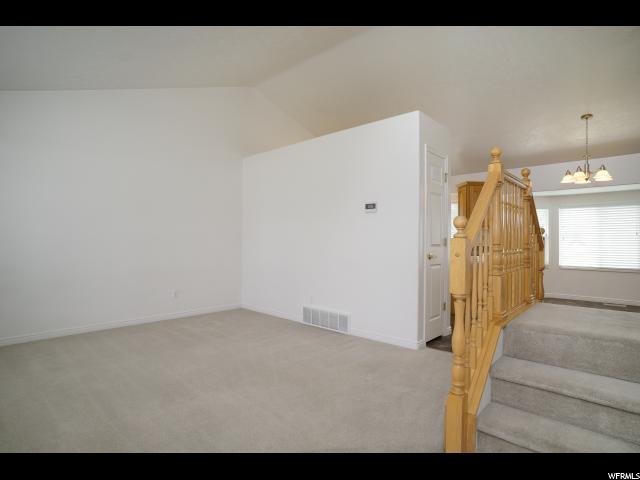1123 W 1075 N, Clinton, UT 84015 — photo 3