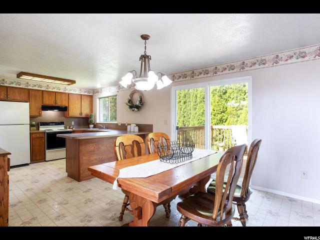 585 E Cherrywood Dr, Kaysville, UT 84037 — photo 9