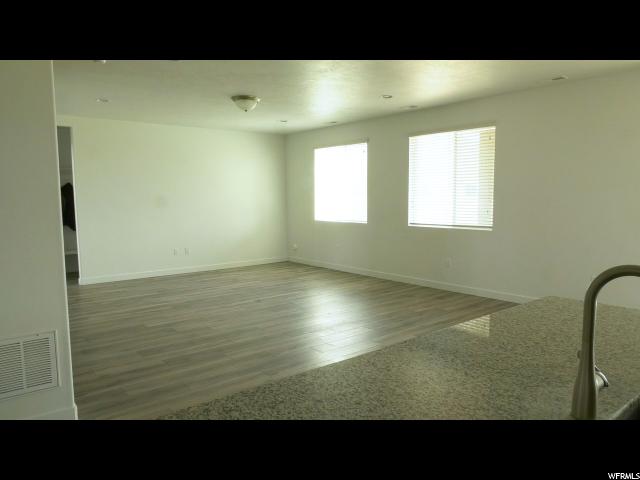 1475 W Meadowbrook Ct, Syracuse, UT 84075 — photo 7