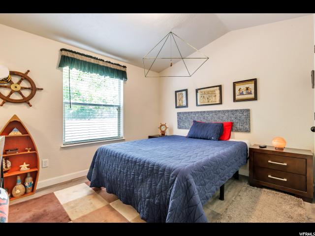 243 E Vagabond Dr, Murray, UT 84107 — photo 10