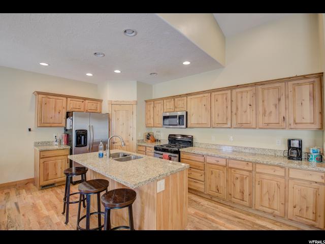 545 Crestview Dr, Summit Park, UT 84098 — photo 6