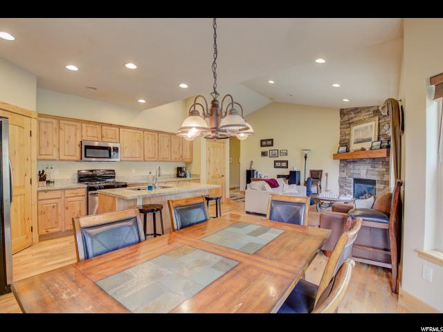 545 Crestview Dr, Summit Park, UT 84098 — photo 11