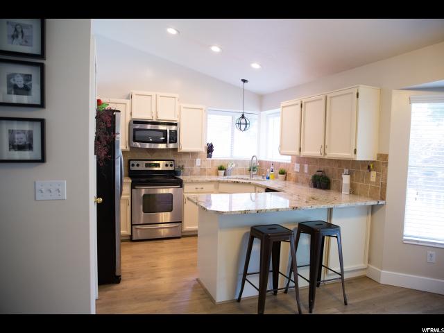 586 S 875 E, Layton, UT 84041 — photo 8