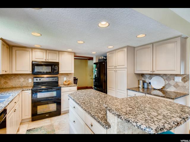 1915 E Viscounti Dr, Sandy, UT 84093 — photo 9