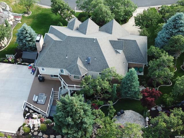 124 N Twin Peaks Dr E, Layton, UT 84040 — photo 2