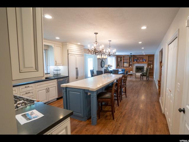 124 N Twin Peaks Dr E, Layton, UT 84040 — photo 10