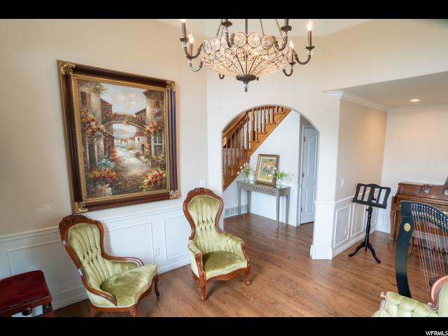 124 N Twin Peaks Dr E, Layton, UT 84040 — photo 6