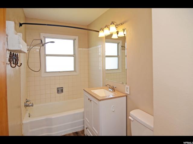 372 S 700 E, Clearfield, UT 84015 — photo 9
