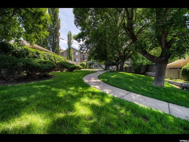 341 E Peach Ln, Bountiful, UT 84010 — photo 3