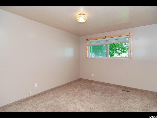 1679 N 2800 W, Clinton, UT 84015 — photo 2