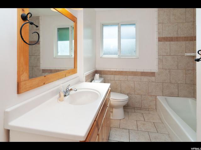 1679 N 2800 W, Clinton, UT 84015 — photo 7