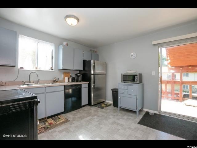 912 E Karon Cir, Sandy, UT 84094 — photo 5
