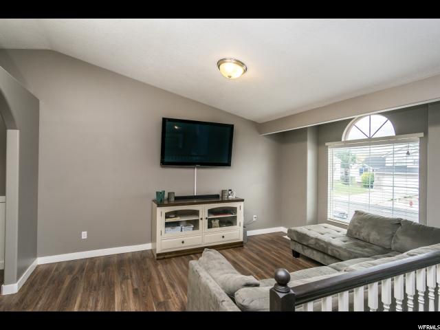 1862 S 500 E, Clearfield, UT 84015 — photo 2