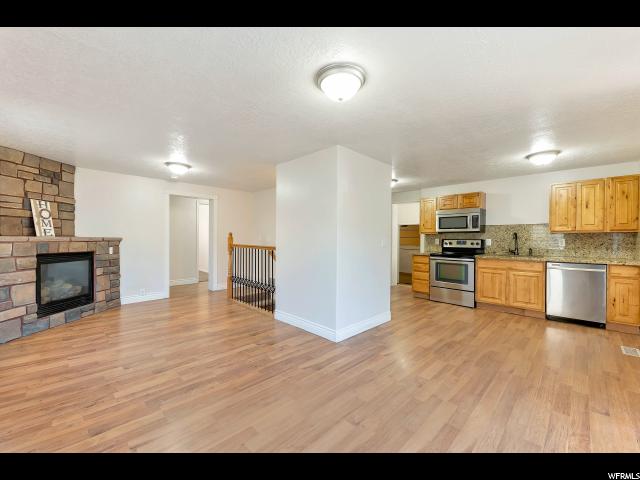 646 W 300 N, Clearfield, UT 84015 — photo 2